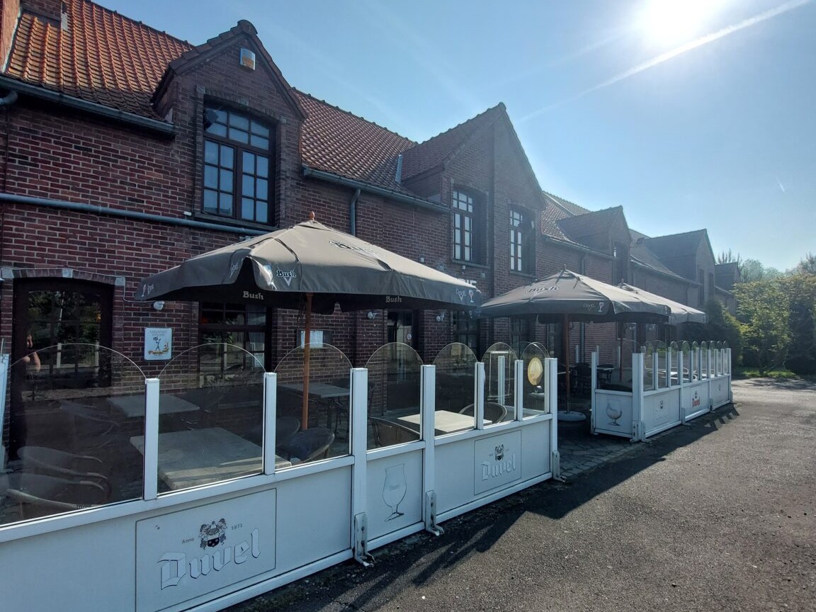 Intérieur du restaurant - salle principale